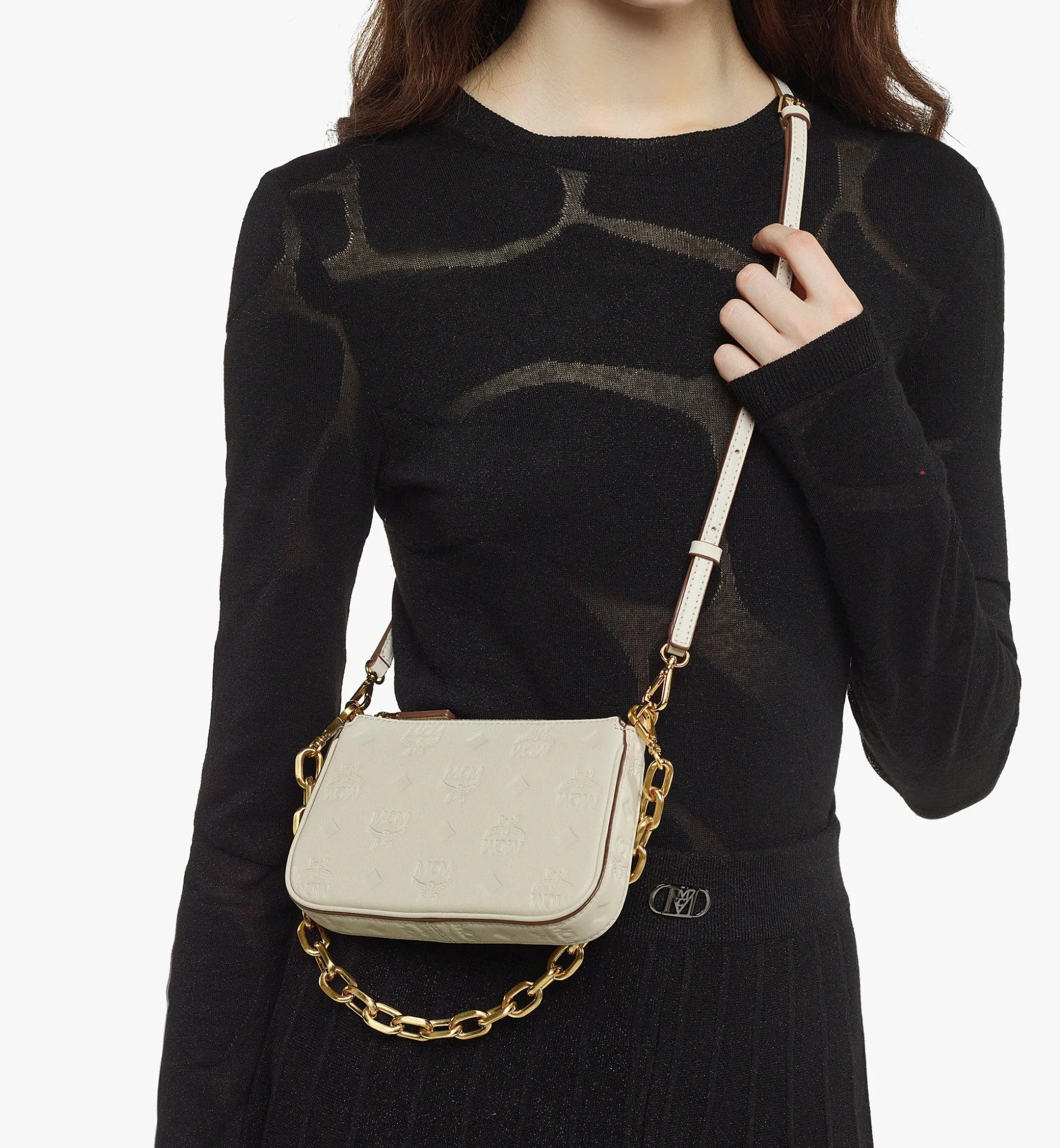 Aren Pouch Aus Gepragtem Leder Mit Reissverschluss Und Monogramm