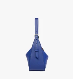 Aren Querformatige Hobo Mit Uberschlag Aus Leder Mit Gepragtem Monogramm