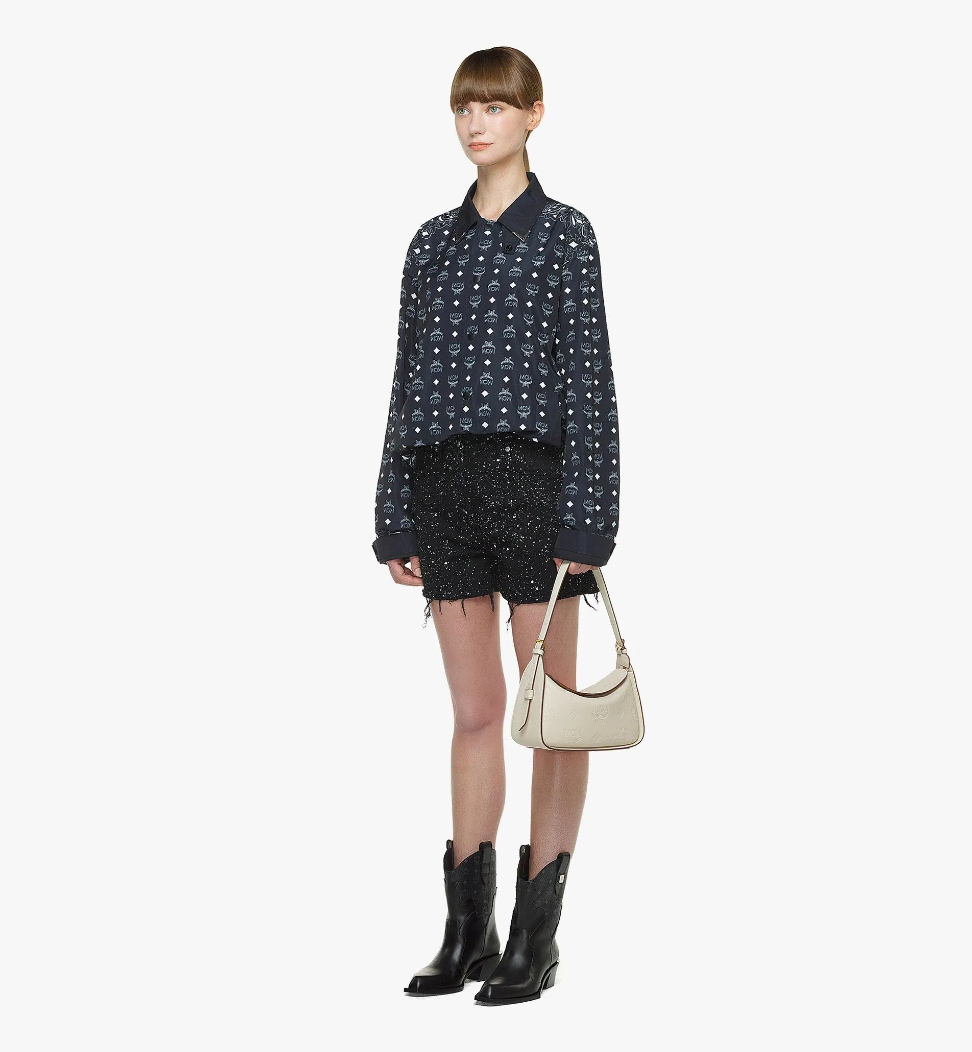 Aren Querformatige Hobo Mit Uberschlag Aus Leder Mit Gepragtem Monogramm