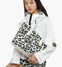 Aren Shopper In Leopard Visetos