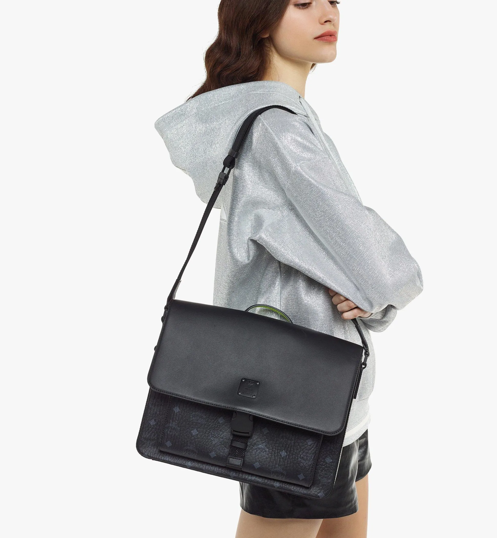 Klassik Messenger-Tasche In Visetos Leder-Mix