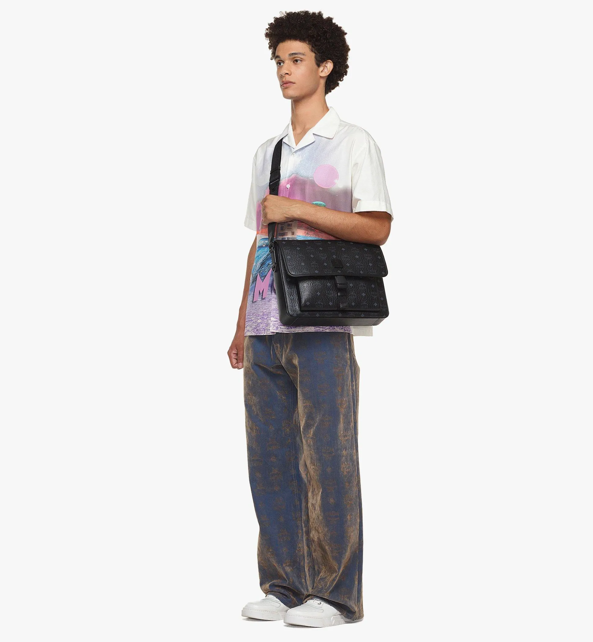 Klassik Messenger-Tasche In Visetos