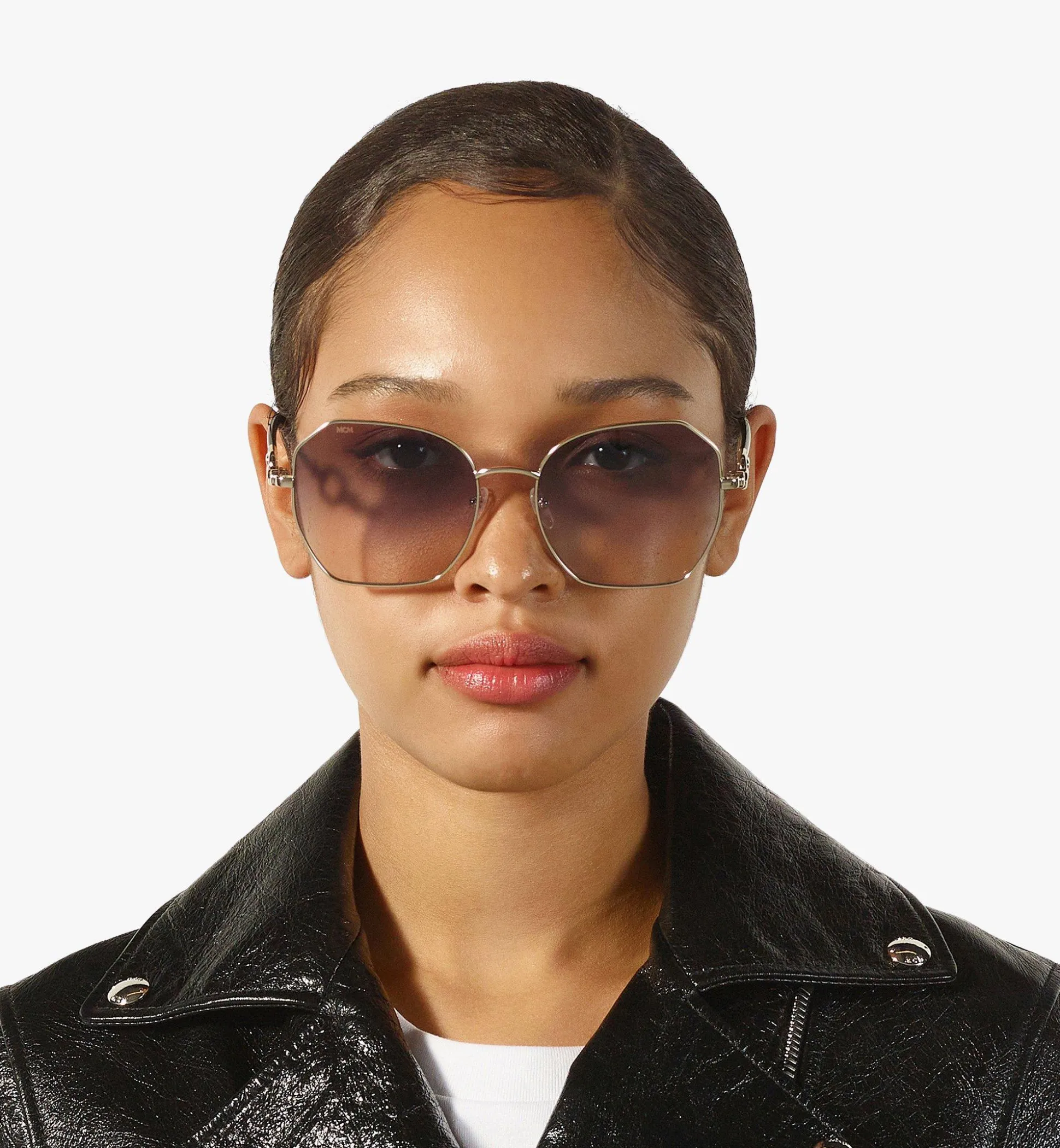 Modifizierte Rechteckige Sonnenbrille Mit Kettengliedern