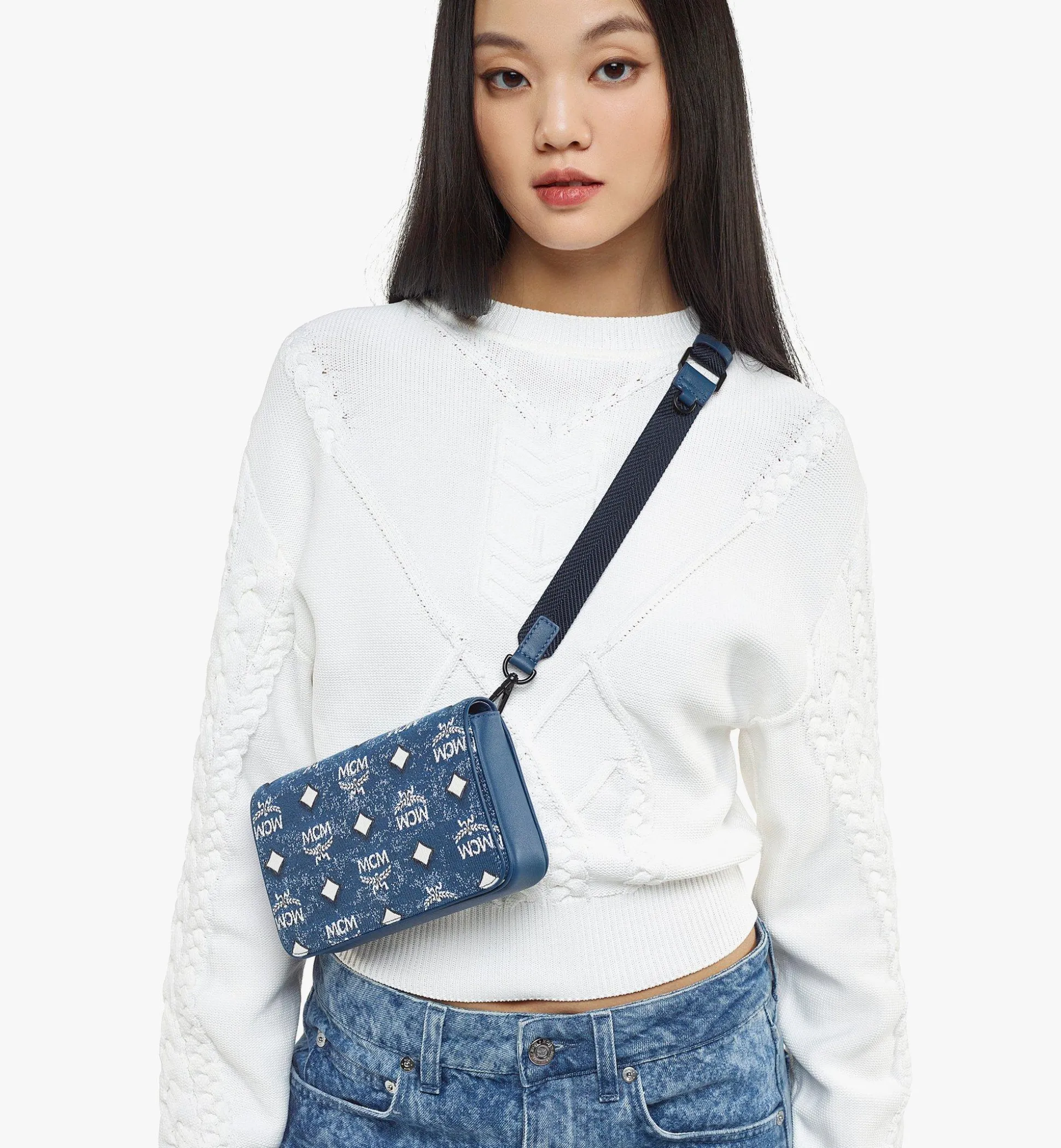 Umhangetasche Aren In Vintage Denim Jacquard